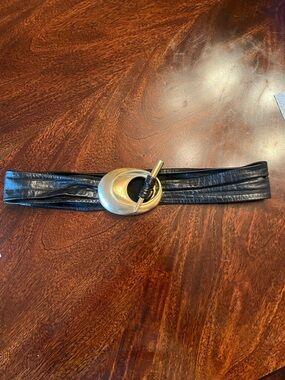 Black Leather Waist Belt with Gold Oval Buckle Italian .87’